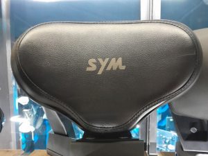 پشتی زین SYM JT200 (بکرست)